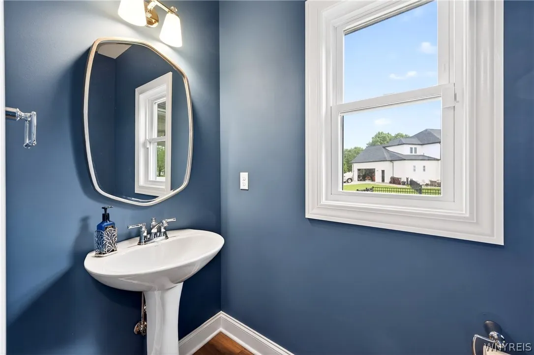 4 Wentworth Drive, Orchard Park, New York 14127, Orchard Park, New York 14127, 4 Bedrooms Bedrooms, 15 Rooms Rooms,2 BathroomsBathrooms,Residential,For Sale,4 Wentworth Drive, Orchard Park, New York 14127,0,B1686306