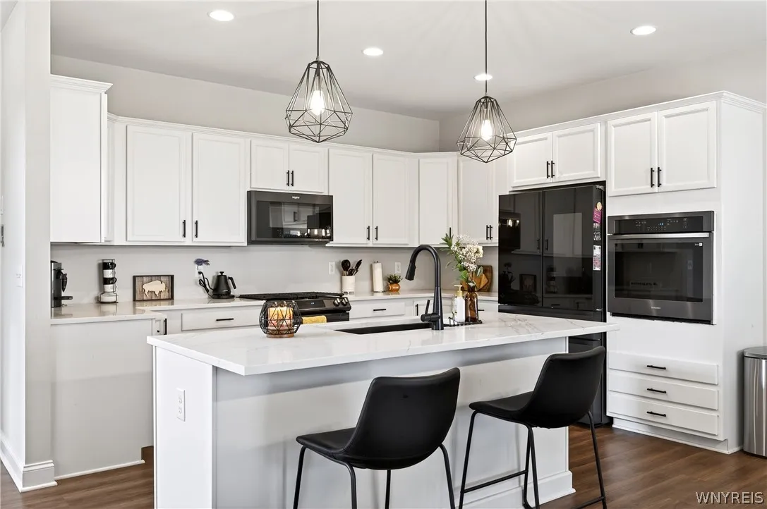 4 Wentworth Drive, Orchard Park, New York 14127, Orchard Park, New York 14127, 4 Bedrooms Bedrooms, 15 Rooms Rooms,2 BathroomsBathrooms,Residential,For Sale,4 Wentworth Drive, Orchard Park, New York 14127,0,B1686306