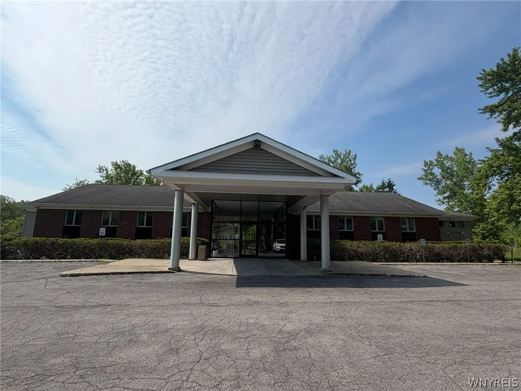 6435 Webster Road, Orchard Park, New York 14127, Orchard Park, New York 14127, ,Commercial Lease,For Rent,6435 Webster Road, Orchard Park, New York 14127,0,B1686778