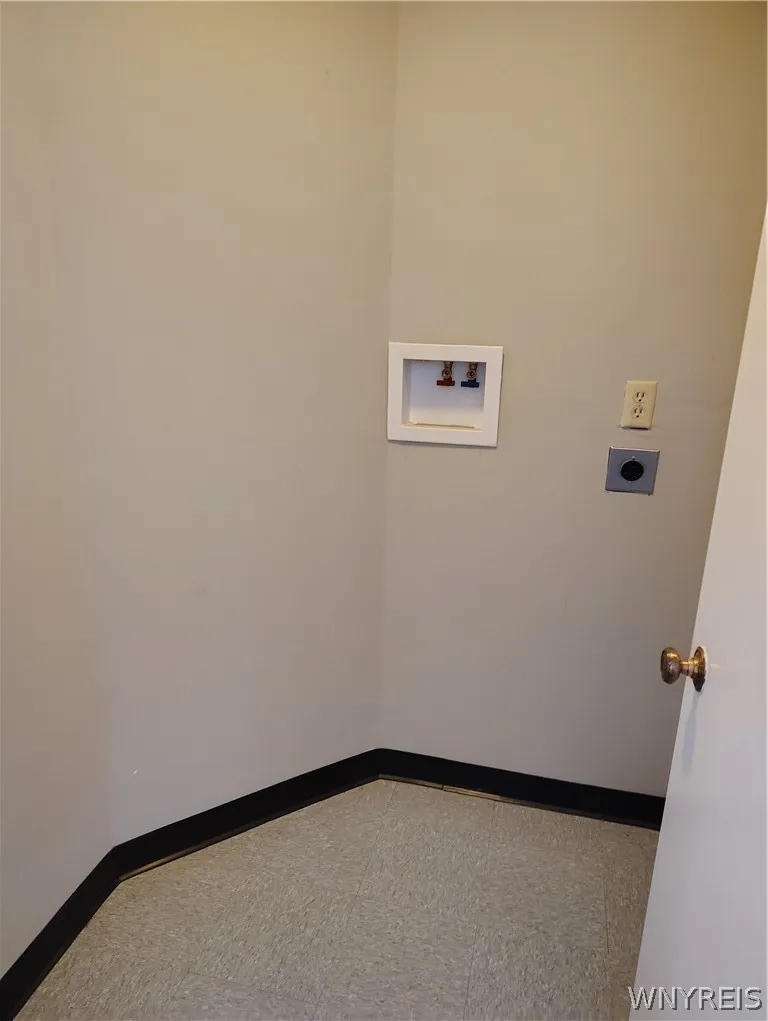6435 Webster Road, Orchard Park, New York 14127, Orchard Park, New York 14127, ,Commercial Lease,For Rent,6435 Webster Road, Orchard Park, New York 14127,0,B1686778