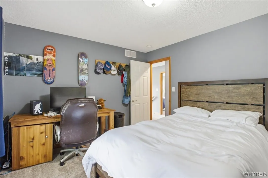 2305 Winterberry Drive, Hamburg, New York 14085, Hamburg, New York 14085, 4 Bedrooms Bedrooms, 13 Rooms Rooms,2 BathroomsBathrooms,Residential,For Sale,2305 Winterberry Drive, Hamburg, New York 14085,0,B1684645