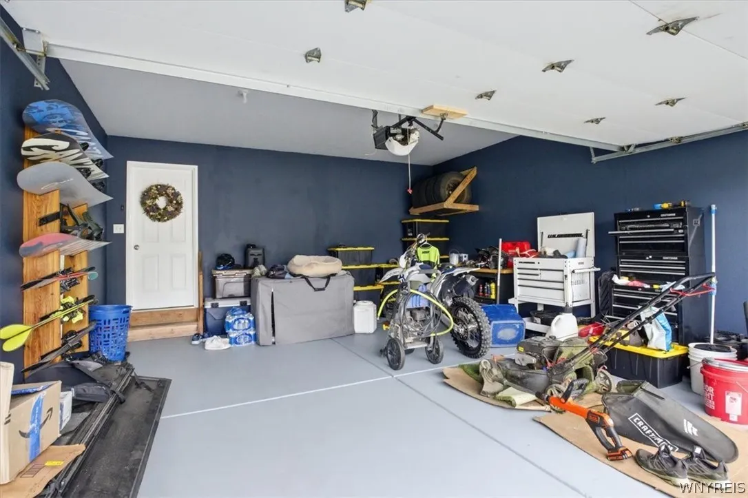 2305 Winterberry Drive, Hamburg, New York 14085, Hamburg, New York 14085, 4 Bedrooms Bedrooms, 13 Rooms Rooms,2 BathroomsBathrooms,Residential,For Sale,2305 Winterberry Drive, Hamburg, New York 14085,0,B1684645