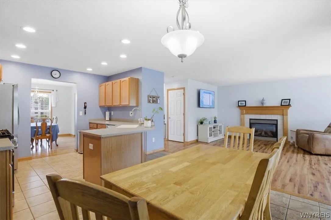 2305 Winterberry Drive, Hamburg, New York 14085, Hamburg, New York 14085, 4 Bedrooms Bedrooms, 13 Rooms Rooms,2 BathroomsBathrooms,Residential,For Sale,2305 Winterberry Drive, Hamburg, New York 14085,0,B1684645