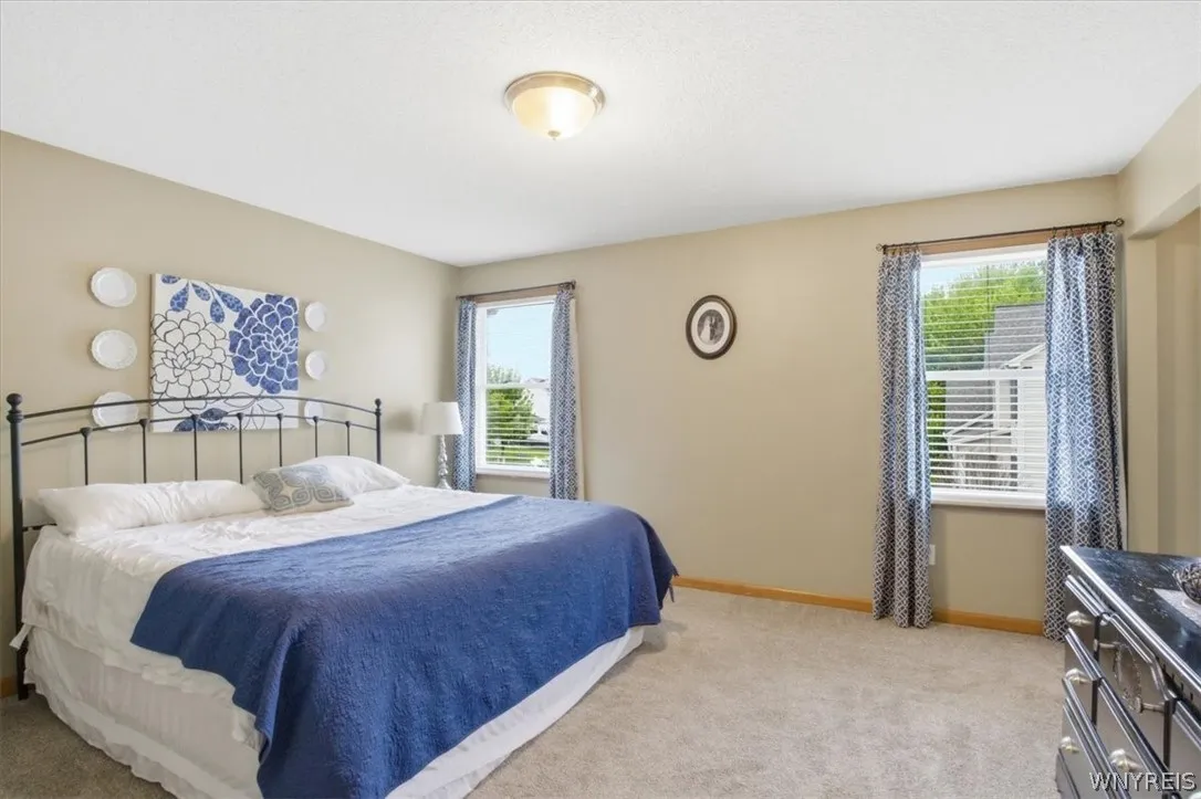2305 Winterberry Drive, Hamburg, New York 14085, Hamburg, New York 14085, 4 Bedrooms Bedrooms, 13 Rooms Rooms,2 BathroomsBathrooms,Residential,For Sale,2305 Winterberry Drive, Hamburg, New York 14085,0,B1684645