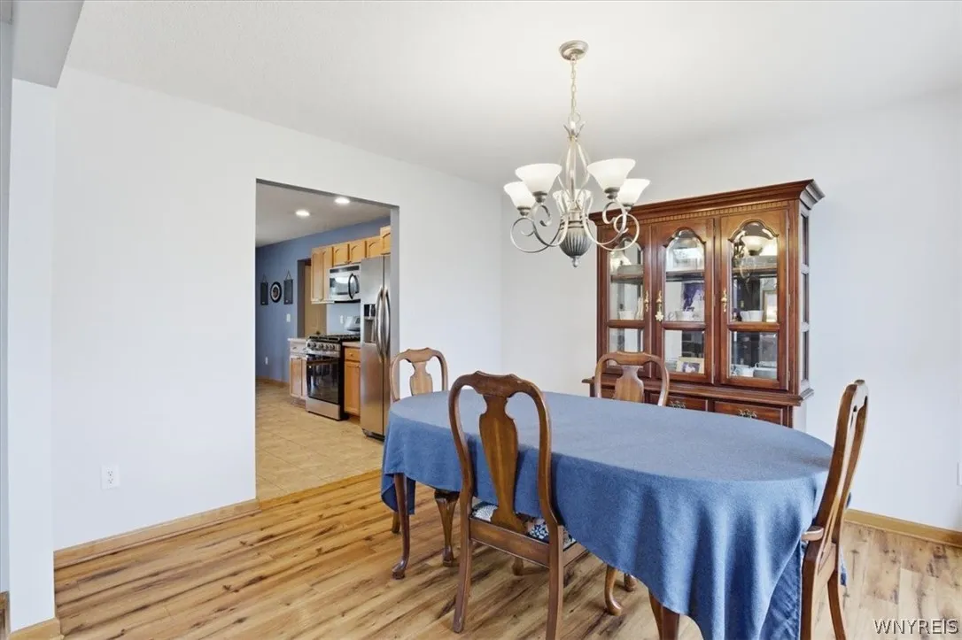 2305 Winterberry Drive, Hamburg, New York 14085, Hamburg, New York 14085, 4 Bedrooms Bedrooms, 13 Rooms Rooms,2 BathroomsBathrooms,Residential,For Sale,2305 Winterberry Drive, Hamburg, New York 14085,0,B1684645