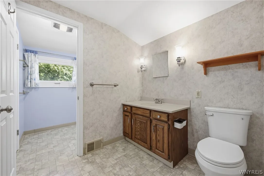 770 Ohio Avenue, North Tonawanda, New York 14120, North Tonawanda, New York 14120, 3 Bedrooms Bedrooms, 8 Rooms Rooms,1 BathroomBathrooms,Residential,For Sale,770 Ohio Avenue, North Tonawanda, New York 14120,0,B1686444