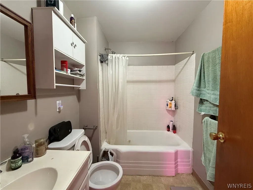 38 Morgan Street, Tonawanda, New York 14150, Tonawanda, New York 14150, 4 Bedrooms Bedrooms, ,3 BathroomsBathrooms,Residential,For Sale,38 Morgan Street, Tonawanda, New York 14150,0,B1686543