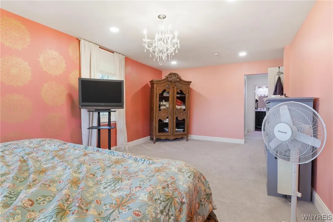 9250 Greiner Road, Clarence, New York 14031, Clarence, New York 14031, 4 Bedrooms Bedrooms, 9 Rooms Rooms,3 BathroomsBathrooms,Residential,For Sale,9250 Greiner Road, Clarence, New York 14031,0,B1685795