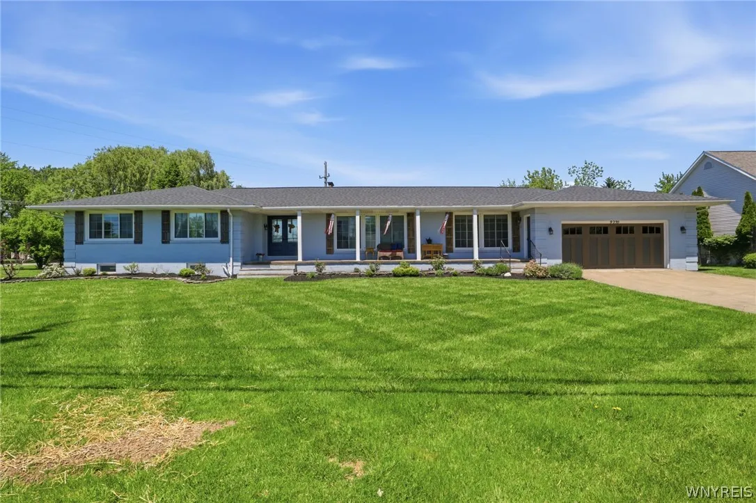 9250 Greiner Road, Clarence, New York 14031, Clarence, New York 14031, 4 Bedrooms Bedrooms, 9 Rooms Rooms,3 BathroomsBathrooms,Residential,For Sale,9250 Greiner Road, Clarence, New York 14031,0,B1685795