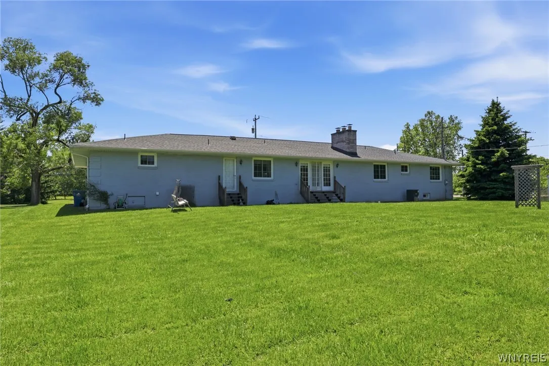 9250 Greiner Road, Clarence, New York 14031, Clarence, New York 14031, 4 Bedrooms Bedrooms, 9 Rooms Rooms,3 BathroomsBathrooms,Residential,For Sale,9250 Greiner Road, Clarence, New York 14031,0,B1685795