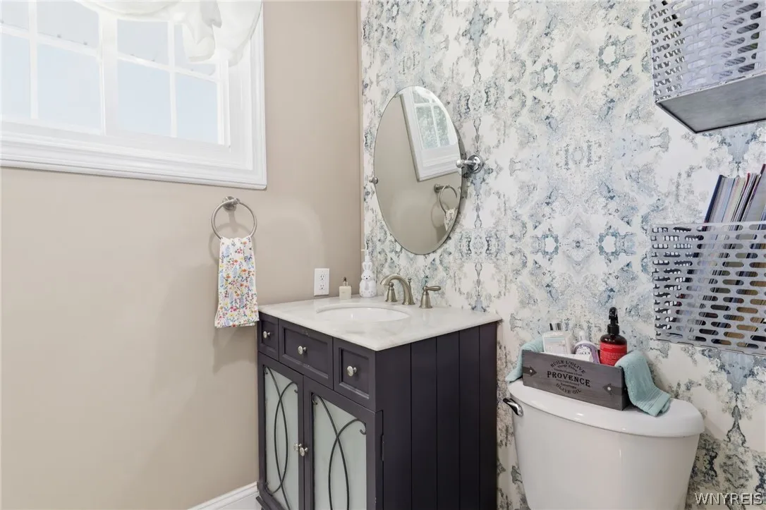 9250 Greiner Road, Clarence, New York 14031, Clarence, New York 14031, 4 Bedrooms Bedrooms, 9 Rooms Rooms,3 BathroomsBathrooms,Residential,For Sale,9250 Greiner Road, Clarence, New York 14031,0,B1685795