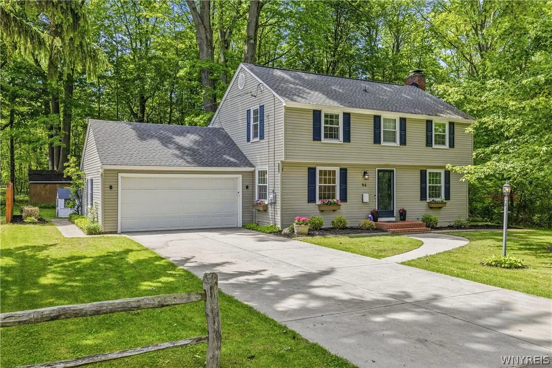 96 Eddy Lane, Orchard Park, New York 14127, Orchard Park, New York 14127, 4 Bedrooms Bedrooms, 10 Rooms Rooms,1 BathroomBathrooms,Residential,For Sale,96 Eddy Lane, Orchard Park, New York 14127,0,B1686847