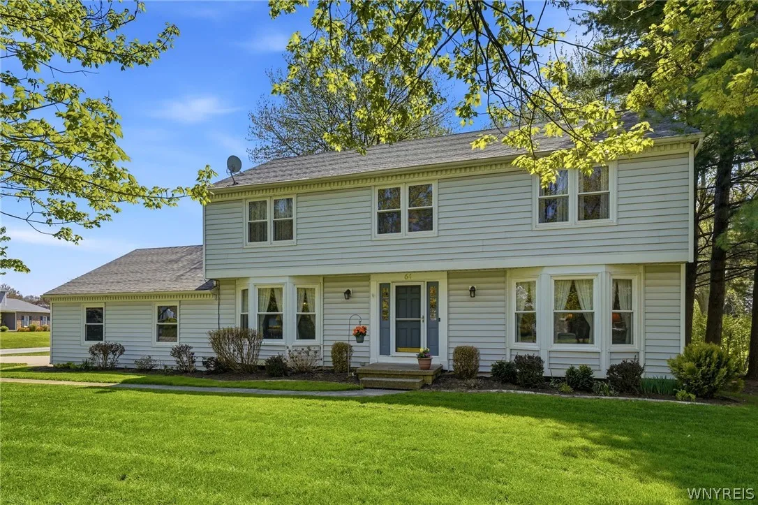 64 Bittersweet Lane, Orchard Park, New York 14127, Orchard Park, New York 14127, 4 Bedrooms Bedrooms, 9 Rooms Rooms,2 BathroomsBathrooms,Residential,For Sale,64 Bittersweet Lane, Orchard Park, New York 14127,0,B1686225