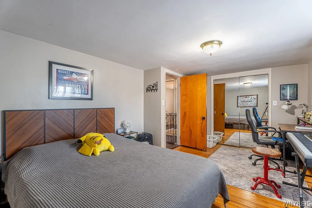 160 Kirkwood Court, West Seneca, New York 14224, West Seneca, New York 14224, 4 Bedrooms Bedrooms, 9 Rooms Rooms,2 BathroomsBathrooms,Residential,For Sale,160 Kirkwood Court, West Seneca, New York 14224,0,B1687543