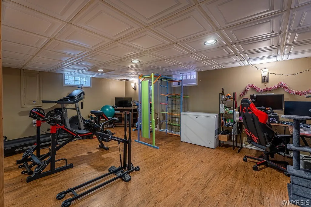 160 Kirkwood Court, West Seneca, New York 14224, West Seneca, New York 14224, 4 Bedrooms Bedrooms, 9 Rooms Rooms,2 BathroomsBathrooms,Residential,For Sale,160 Kirkwood Court, West Seneca, New York 14224,0,B1687543