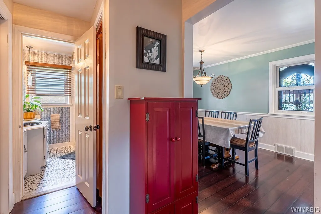 160 Kirkwood Court, West Seneca, New York 14224, West Seneca, New York 14224, 4 Bedrooms Bedrooms, 9 Rooms Rooms,2 BathroomsBathrooms,Residential,For Sale,160 Kirkwood Court, West Seneca, New York 14224,0,B1687543