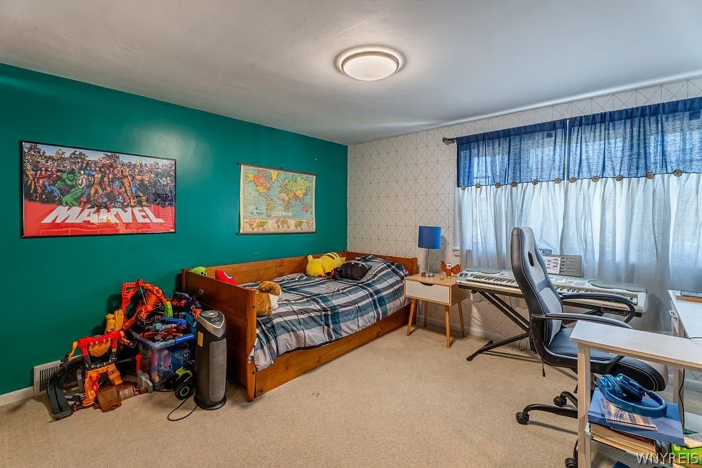 160 Kirkwood Court, West Seneca, New York 14224, West Seneca, New York 14224, 4 Bedrooms Bedrooms, 9 Rooms Rooms,2 BathroomsBathrooms,Residential,For Sale,160 Kirkwood Court, West Seneca, New York 14224,0,B1687543