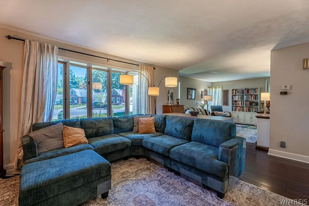 160 Kirkwood Court, West Seneca, New York 14224, West Seneca, New York 14224, 4 Bedrooms Bedrooms, 9 Rooms Rooms,2 BathroomsBathrooms,Residential,For Sale,160 Kirkwood Court, West Seneca, New York 14224,0,B1687543