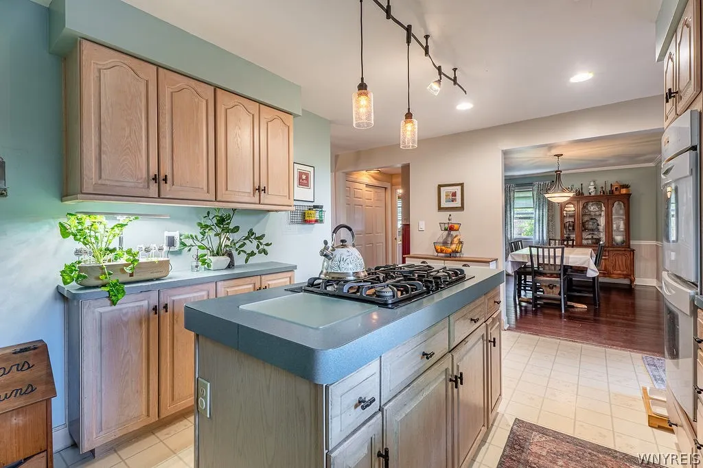 160 Kirkwood Court, West Seneca, New York 14224, West Seneca, New York 14224, 4 Bedrooms Bedrooms, 9 Rooms Rooms,2 BathroomsBathrooms,Residential,For Sale,160 Kirkwood Court, West Seneca, New York 14224,0,B1687543