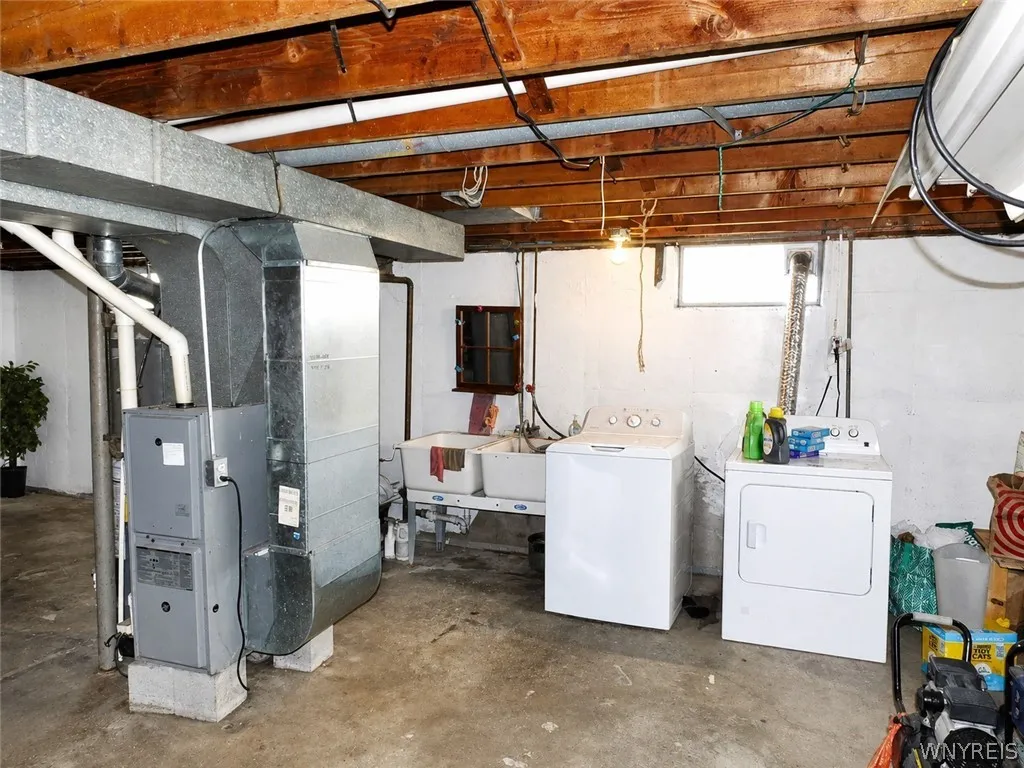 446 Davey Street, Buffalo, New York 14206, Buffalo, New York 14206, 3 Bedroom Bedrooms, 6 Room Rooms,1 BathroomBathrooms,Residential,For Sale,446 Davey Street, Buffalo, New York 14206,0,B1687845