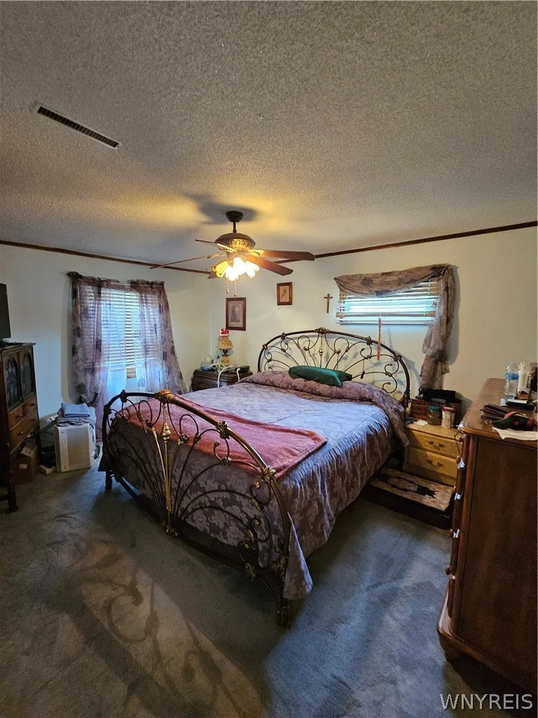 5791 Elmhurst Road, Hamburg, New York 14085, Hamburg, New York 14085, 3 Bedrooms Bedrooms, 6 Rooms Rooms,2 BathroomsBathrooms,Residential,For Sale,5791 Elmhurst Road, Hamburg, New York 14085,0,B1687861