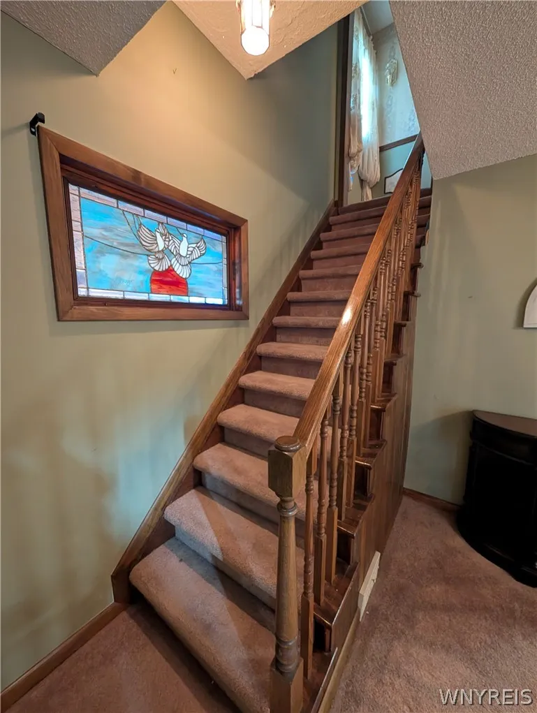 5791 Elmhurst Road, Hamburg, New York 14085, Hamburg, New York 14085, 3 Bedrooms Bedrooms, 6 Rooms Rooms,2 BathroomsBathrooms,Residential,For Sale,5791 Elmhurst Road, Hamburg, New York 14085,0,B1687861