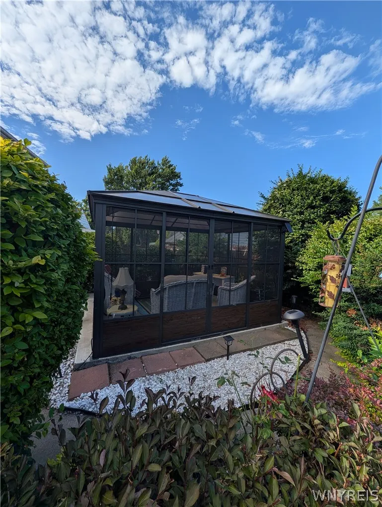 5791 Elmhurst Road, Hamburg, New York 14085, Hamburg, New York 14085, 3 Bedrooms Bedrooms, 6 Rooms Rooms,2 BathroomsBathrooms,Residential,For Sale,5791 Elmhurst Road, Hamburg, New York 14085,0,B1687861