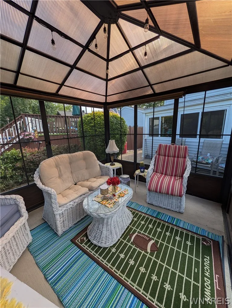 5791 Elmhurst Road, Hamburg, New York 14085, Hamburg, New York 14085, 3 Bedrooms Bedrooms, 6 Rooms Rooms,2 BathroomsBathrooms,Residential,For Sale,5791 Elmhurst Road, Hamburg, New York 14085,0,B1687861