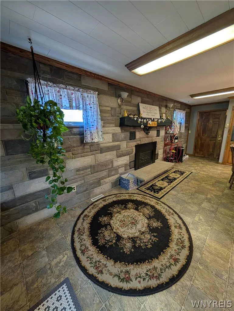 5791 Elmhurst Road, Hamburg, New York 14085, Hamburg, New York 14085, 3 Bedrooms Bedrooms, 6 Rooms Rooms,2 BathroomsBathrooms,Residential,For Sale,5791 Elmhurst Road, Hamburg, New York 14085,0,B1687861