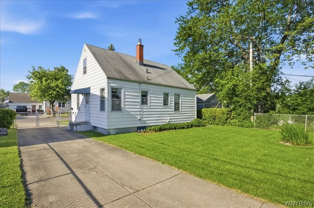 12 Tussing Lane, Tonawanda, New York 14150, Tonawanda, New York 14150, 3 Bedroom Bedrooms, 8 Room Rooms,1 BathroomBathrooms,Residential,Closed,12 Tussing Lane, Tonawanda, New York 14150,0,B1686850
