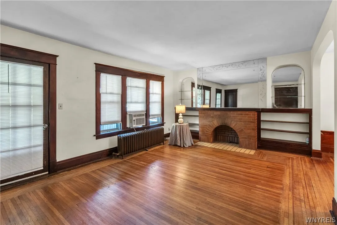 311 Sterling Avenue, Buffalo, New York 14216, Buffalo, New York 14216, 6 Bedrooms Bedrooms, ,2 BathroomsBathrooms,Residential,For Sale,311 Sterling Avenue, Buffalo, New York 14216,0,B1688028