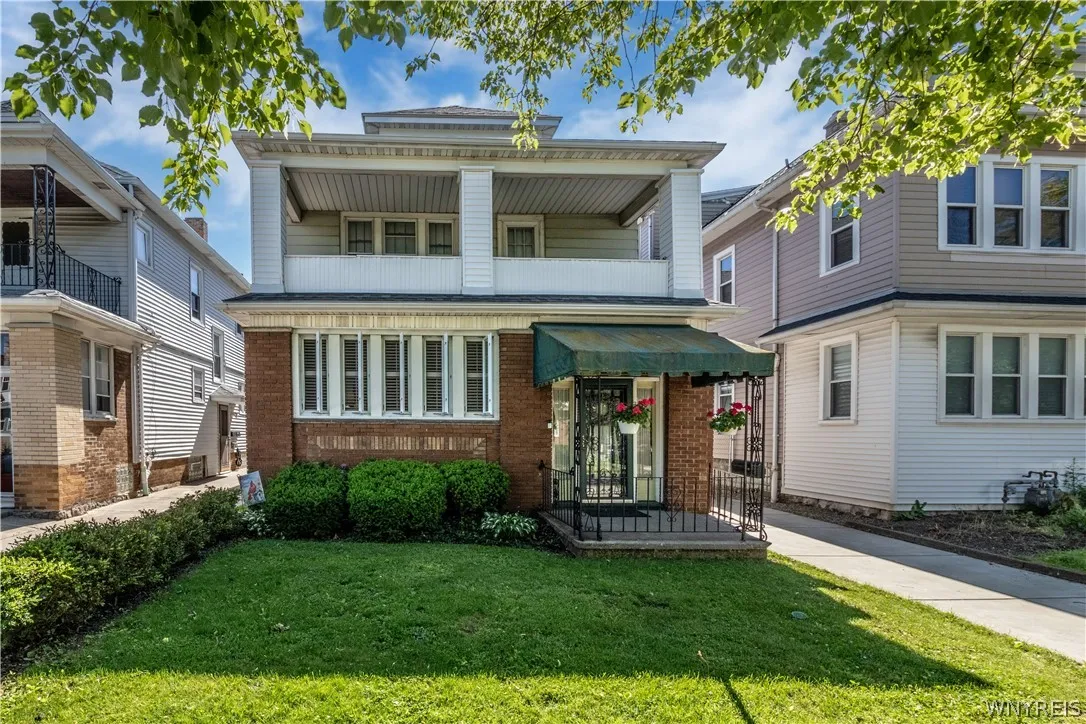 311 Sterling Avenue, Buffalo, New York 14216, Buffalo, New York 14216, 6 Bedrooms Bedrooms, ,2 BathroomsBathrooms,Residential,For Sale,311 Sterling Avenue, Buffalo, New York 14216,0,B1688028