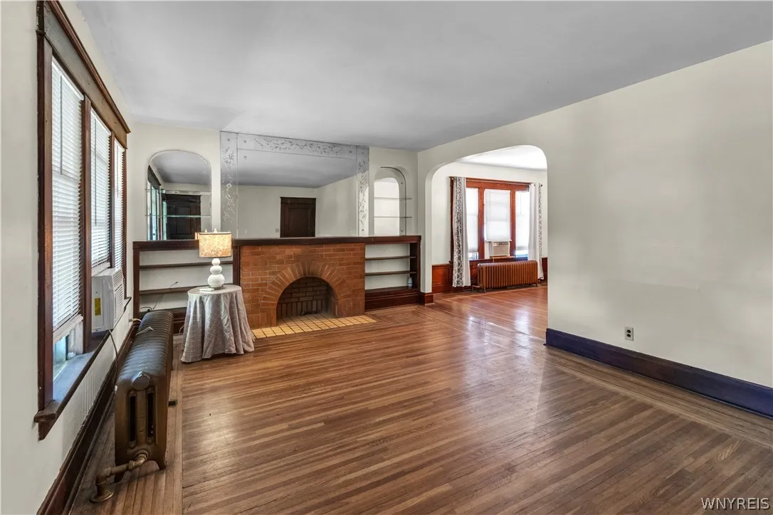 311 Sterling Avenue, Buffalo, New York 14216, Buffalo, New York 14216, 6 Bedrooms Bedrooms, ,2 BathroomsBathrooms,Residential,For Sale,311 Sterling Avenue, Buffalo, New York 14216,0,B1688028