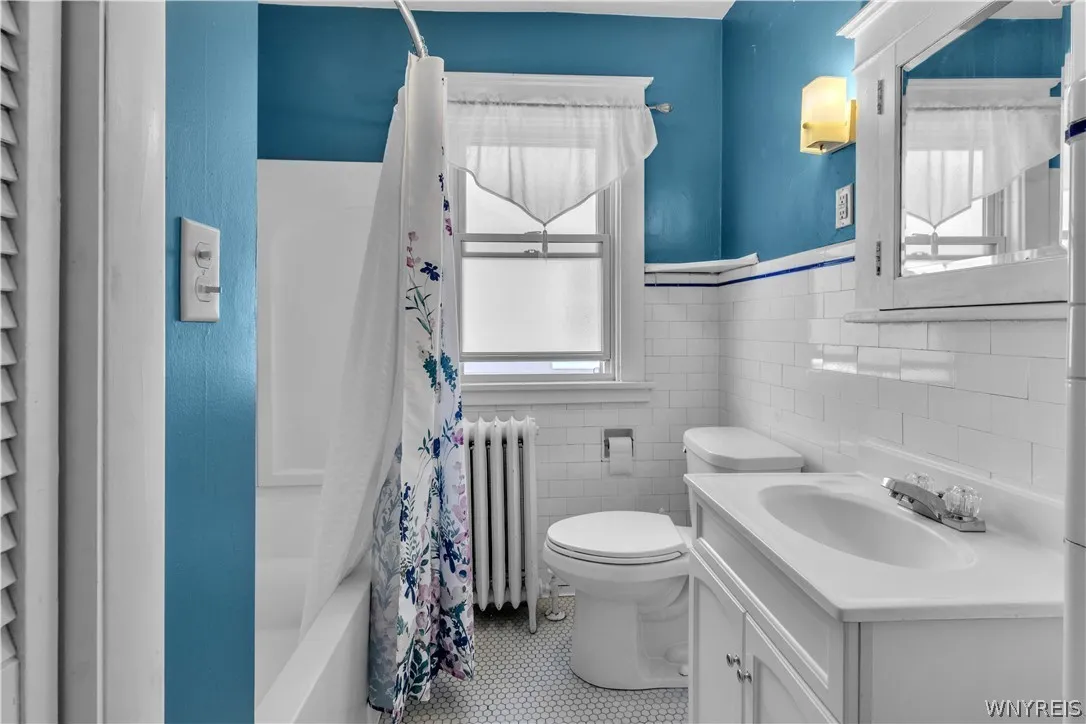 311 Sterling Avenue, Buffalo, New York 14216, Buffalo, New York 14216, 6 Bedrooms Bedrooms, ,2 BathroomsBathrooms,Residential,For Sale,311 Sterling Avenue, Buffalo, New York 14216,0,B1688028