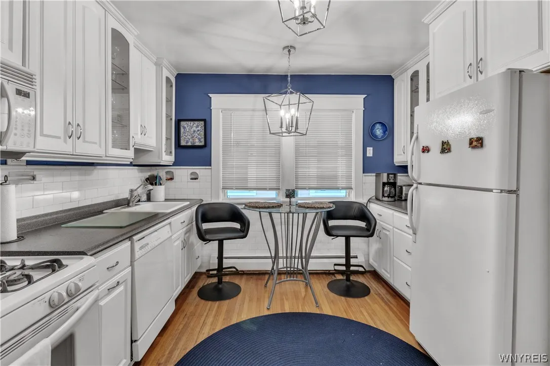 311 Sterling Avenue, Buffalo, New York 14216, Buffalo, New York 14216, 6 Bedrooms Bedrooms, ,2 BathroomsBathrooms,Residential,For Sale,311 Sterling Avenue, Buffalo, New York 14216,0,B1688028