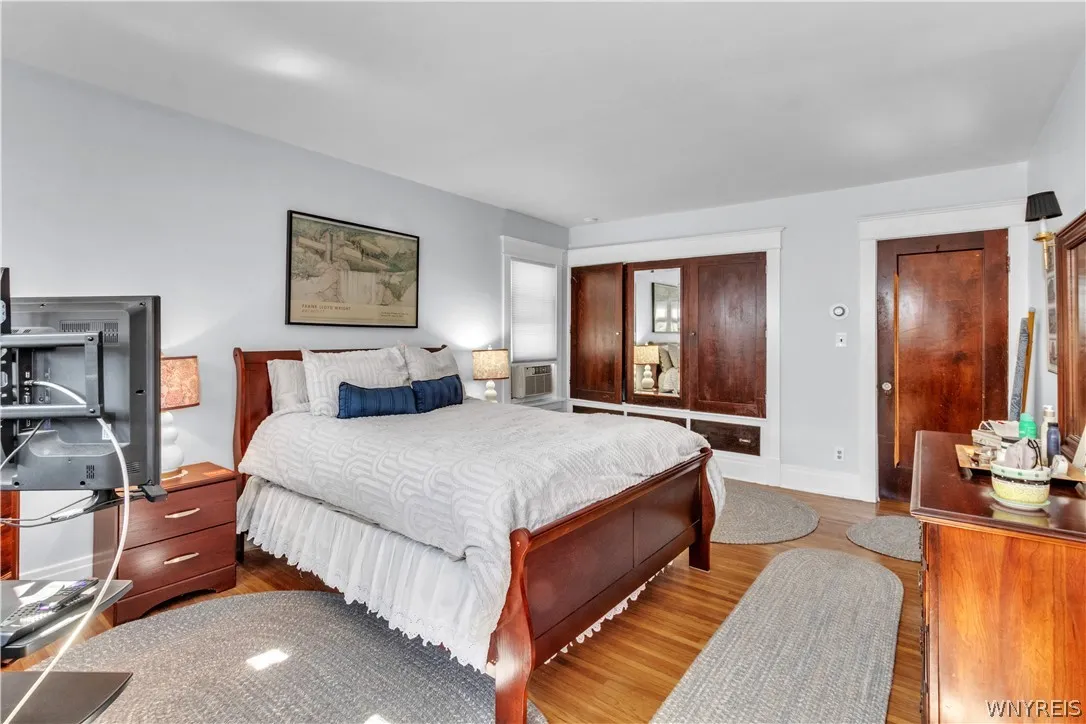 311 Sterling Avenue, Buffalo, New York 14216, Buffalo, New York 14216, 6 Bedrooms Bedrooms, ,2 BathroomsBathrooms,Residential,For Sale,311 Sterling Avenue, Buffalo, New York 14216,0,B1688028