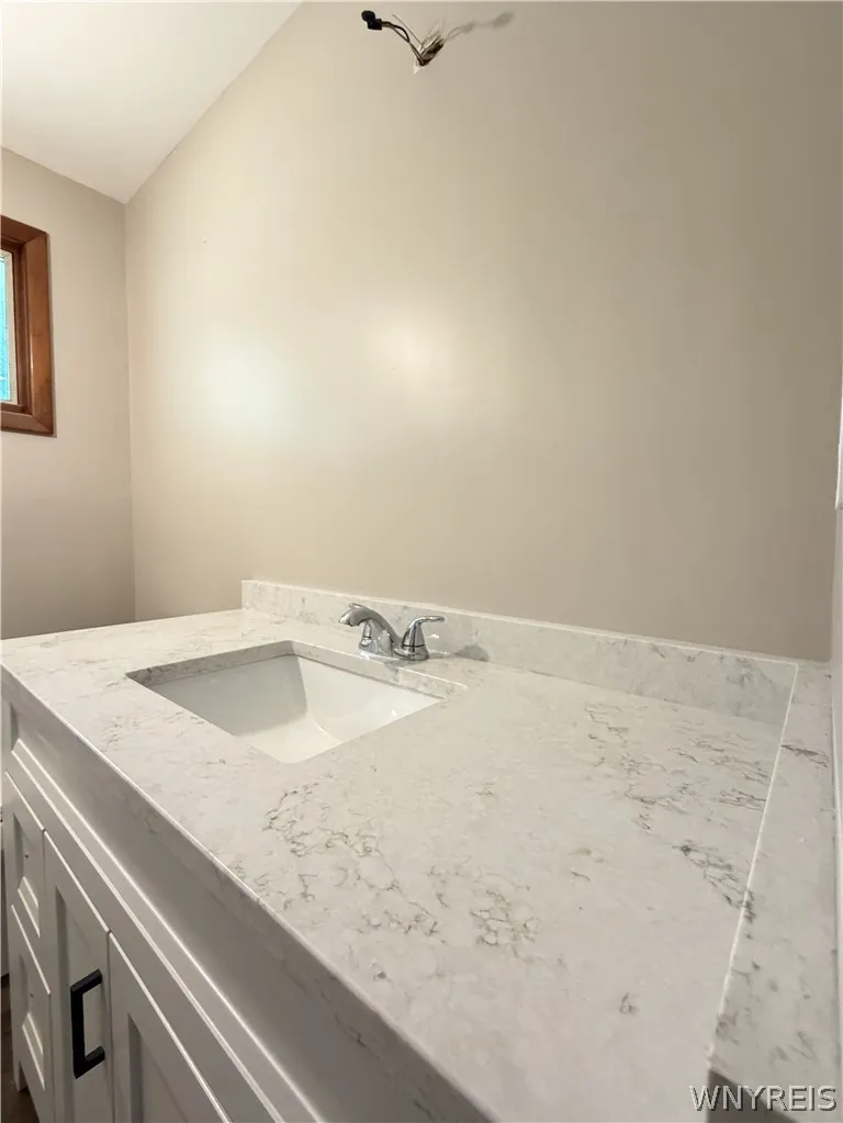 5255 Big Tree Road, Orchard Park, New York 14127, Orchard Park, New York 14127, 2 Bedrooms Bedrooms, 5 Rooms Rooms,1 BathroomBathrooms,Residential,For Sale,5255 Big Tree Road, Orchard Park, New York 14127,0,B1688295