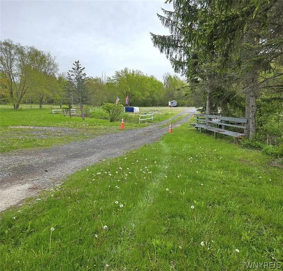 5255 Big Tree Road, Orchard Park, New York 14127, Orchard Park, New York 14127, 2 Bedrooms Bedrooms, 5 Rooms Rooms,1 BathroomBathrooms,Residential,For Sale,5255 Big Tree Road, Orchard Park, New York 14127,0,B1688295