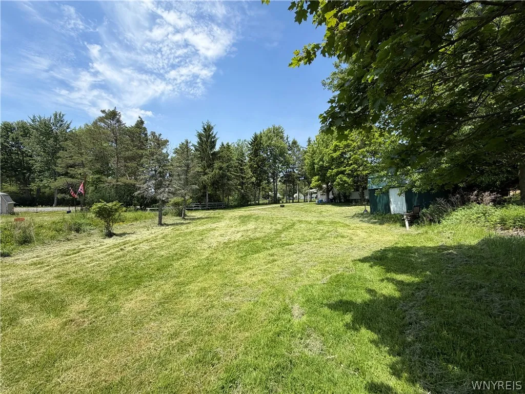 5255 Big Tree Road, Orchard Park, New York 14127, Orchard Park, New York 14127, 2 Bedrooms Bedrooms, 5 Rooms Rooms,1 BathroomBathrooms,Residential,For Sale,5255 Big Tree Road, Orchard Park, New York 14127,0,B1688295