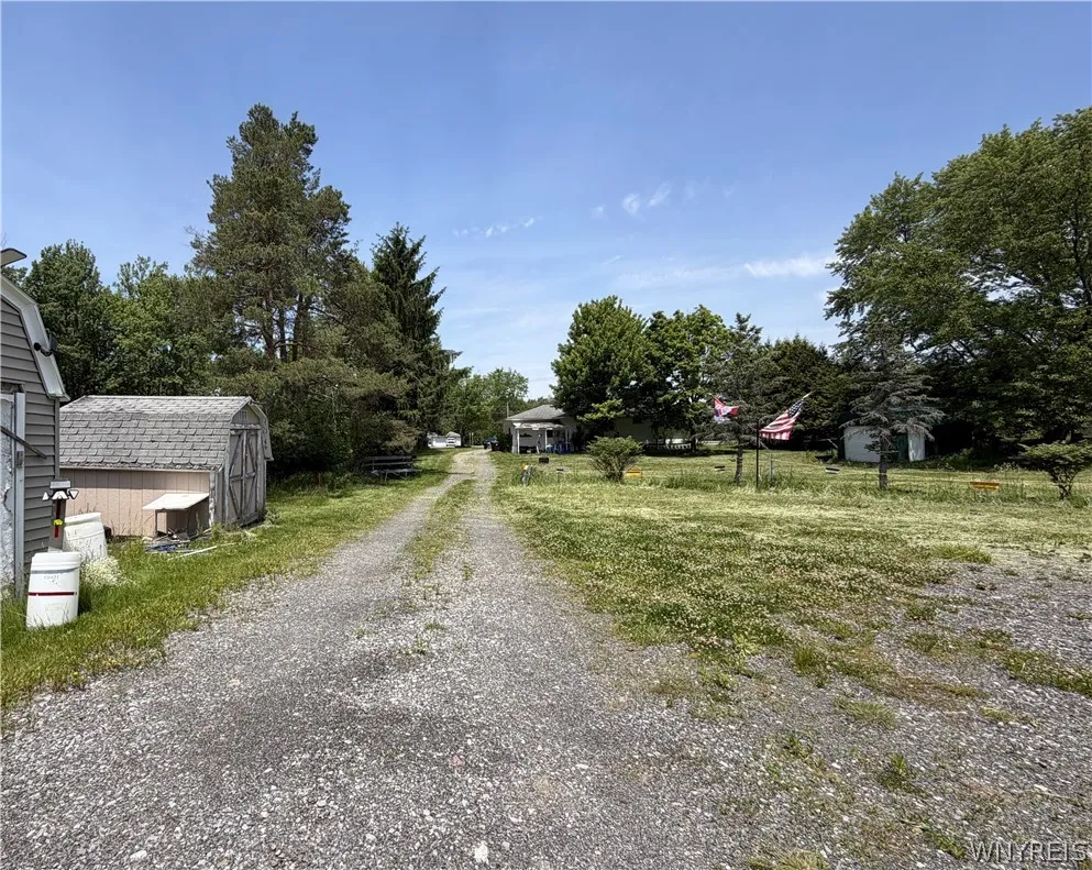 5255 Big Tree Road, Orchard Park, New York 14127, Orchard Park, New York 14127, 2 Bedrooms Bedrooms, 5 Rooms Rooms,1 BathroomBathrooms,Residential,For Sale,5255 Big Tree Road, Orchard Park, New York 14127,0,B1688295