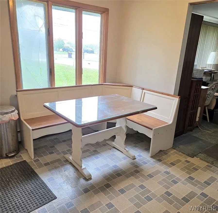 5255 Big Tree Road, Orchard Park, New York 14127, Orchard Park, New York 14127, 2 Bedrooms Bedrooms, 5 Rooms Rooms,1 BathroomBathrooms,Residential,For Sale,5255 Big Tree Road, Orchard Park, New York 14127,0,B1688295