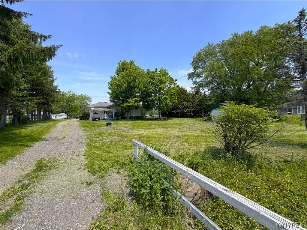 5255 Big Tree Road, Orchard Park, New York 14127, Orchard Park, New York 14127, 2 Bedrooms Bedrooms, 5 Rooms Rooms,1 BathroomBathrooms,Residential,For Sale,5255 Big Tree Road, Orchard Park, New York 14127,0,B1688295