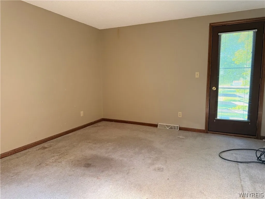 47 Shady Grove Drive, Amherst, New York 14051, Amherst, New York 14051, 3 Bedrooms Bedrooms, 8 Rooms Rooms,2 BathroomsBathrooms,Residential,For Sale,47 Shady Grove Drive, Amherst, New York 14051,0,B1687472