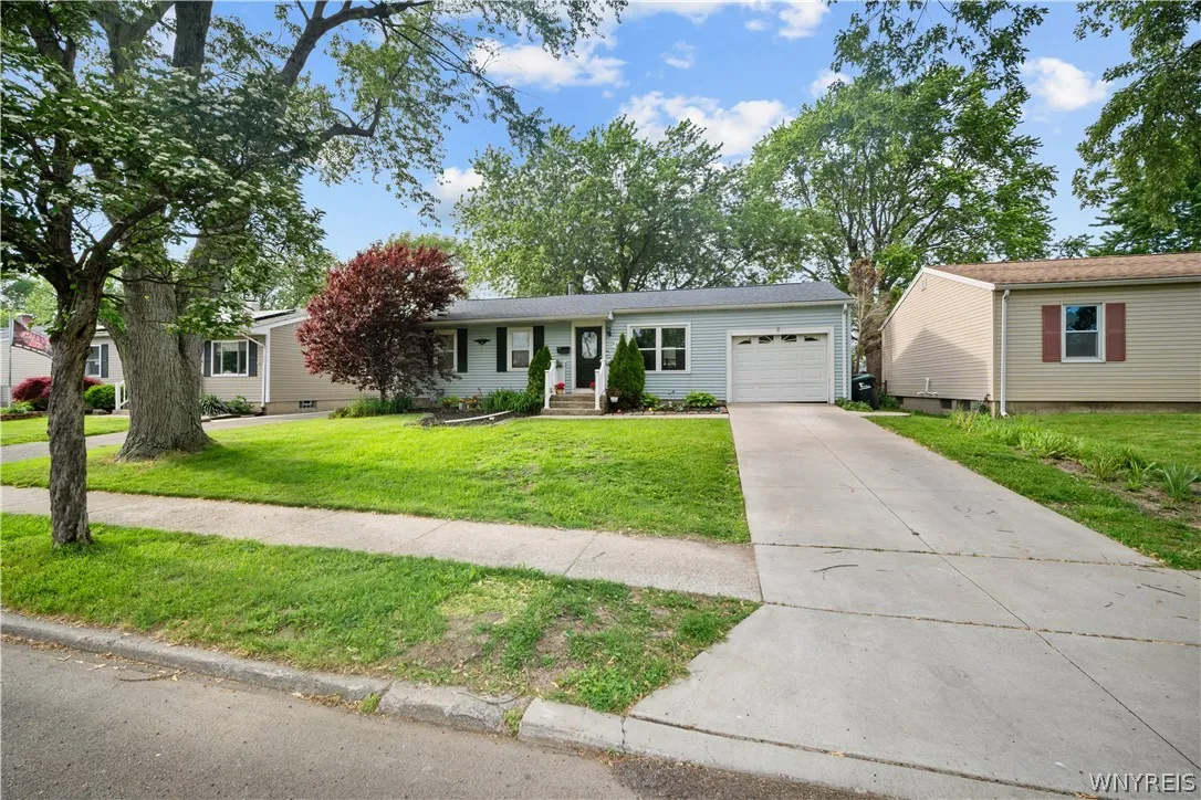 334 Desmond Drive, Tonawanda, New York 14150, Tonawanda, New York 14150, 3 Bedroom Bedrooms, 5 Room Rooms,1 BathroomBathrooms,Residential,Closed,334 Desmond Drive, Tonawanda, New York 14150,0,B1688687
