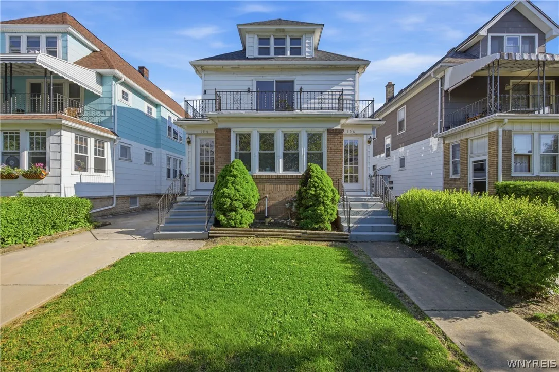 154-156 Lincoln Boulevard, Tonawanda, New York 142, Tonawanda, New York 14217, 6 Bedrooms Bedrooms, ,2 BathroomsBathrooms,Residential,For Sale,154-156 Lincoln Boulevard, Tonawanda, New York 142,0,B1686813