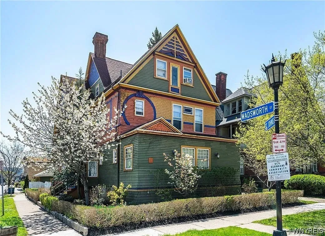 4 Saint Johns Place 4, Buffalo, New York 14201, Buffalo, New York 14201, 1 Bedroom Bedrooms, 4 Rooms Rooms,1 BathroomBathrooms,Residential Lease,For Rent,4 Saint Johns Place 4, Buffalo, New York 14201,0,B1689143