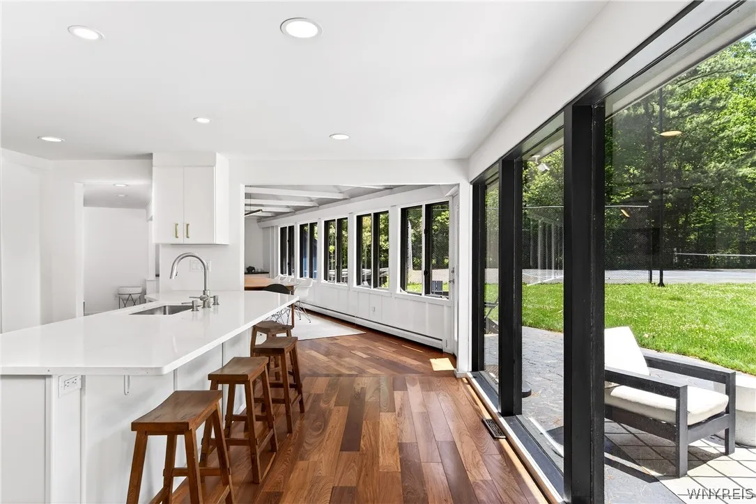 11 Chase Road, Orchard Park, New York 14127, Orchard Park, New York 14127, 3 Bedrooms Bedrooms, 12 Rooms Rooms,2 BathroomsBathrooms,Residential Lease,For Rent,11 Chase Road, Orchard Park, New York 14127,0,B1689148