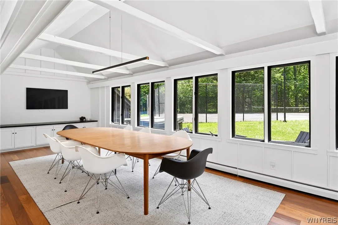 11 Chase Road, Orchard Park, New York 14127, Orchard Park, New York 14127, 3 Bedrooms Bedrooms, 12 Rooms Rooms,2 BathroomsBathrooms,Residential Lease,For Rent,11 Chase Road, Orchard Park, New York 14127,0,B1689148