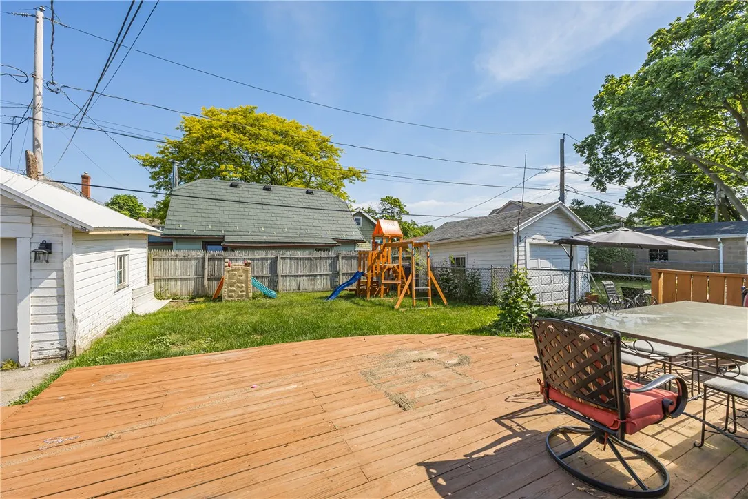 46 Beverly, Greece, New York 14616, Greece, New York 14616, 3 Bedroom Bedrooms, 6 Room Rooms,2 BathroomBathrooms,Residential,For Sale,46 Beverly, Greece, New York 14616,0,R1687971