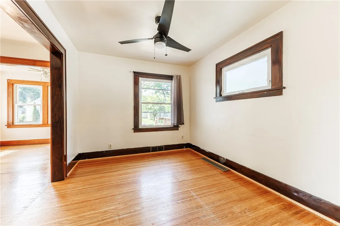 46 Beverly, Greece, New York 14616, Greece, New York 14616, 3 Bedroom Bedrooms, 6 Room Rooms,2 BathroomBathrooms,Residential,For Sale,46 Beverly, Greece, New York 14616,0,R1687971